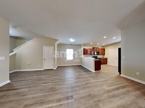 350 Iveson Rd in Summerville, SC - Foto de edificio - Building Photo