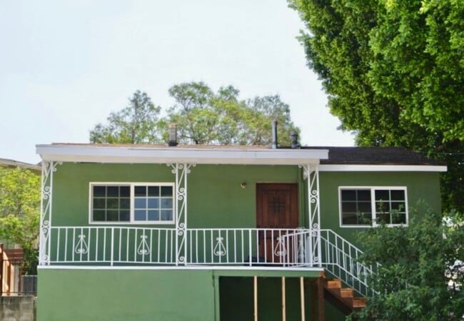 property at 1200 Laveta Terrace