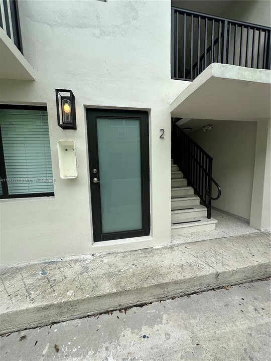 536 SW 7th St in Miami, FL - Building Photo