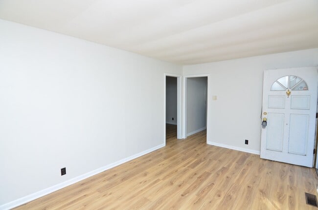 6208 Freedom Dr in Nashville, TN - Building Photo - Building Photo