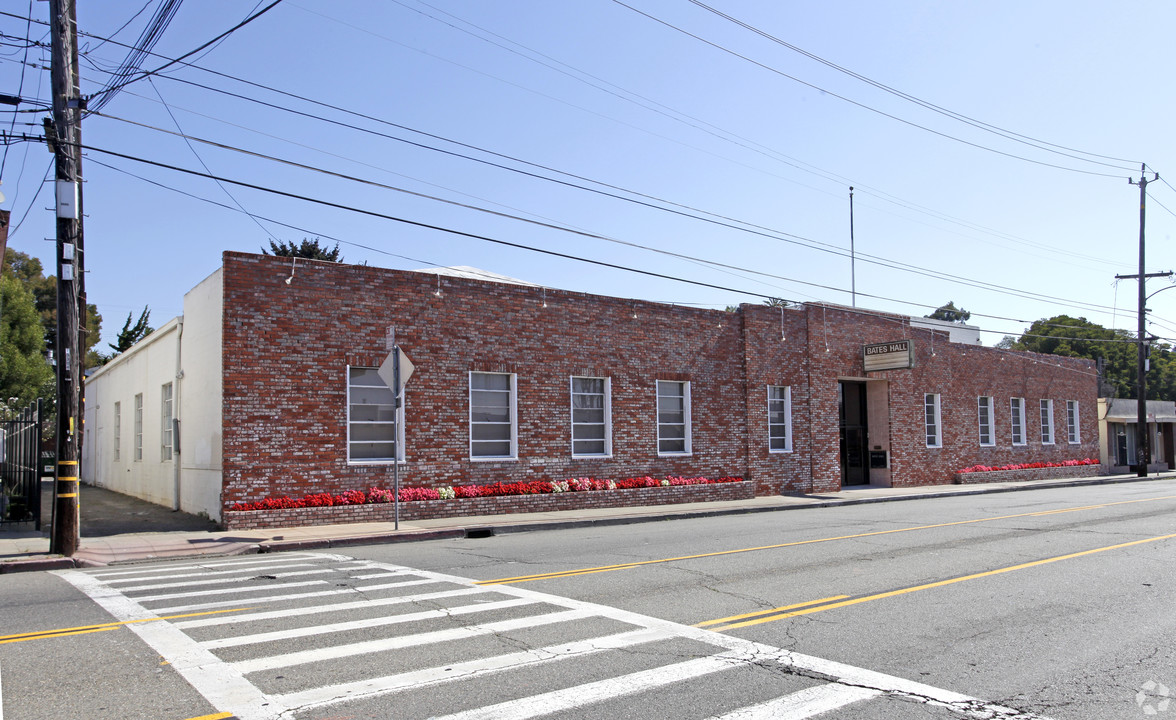 Bates Hall in Oakland, CA - Building Photo