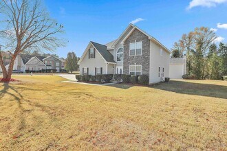 3935 Grassy Trce in Fairburn, GA - Building Photo - Building Photo