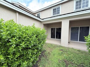 14240 SW 275th St in Homestead, FL - Building Photo - Building Photo