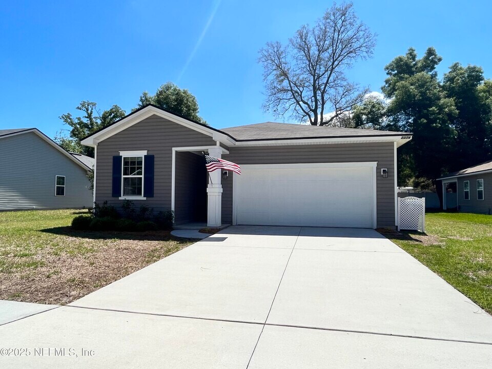 2274 Lincoln Sendero Trail in Jacksonville, FL - Building Photo