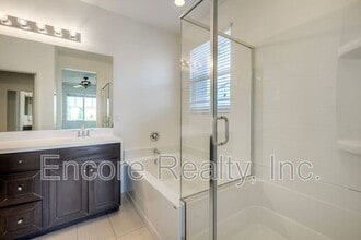 5424 Santa Sofia in San Diego, CA - Building Photo - Building Photo