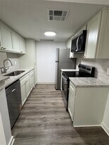 4747 Allendale Rd in Houston, TX - Building Photo