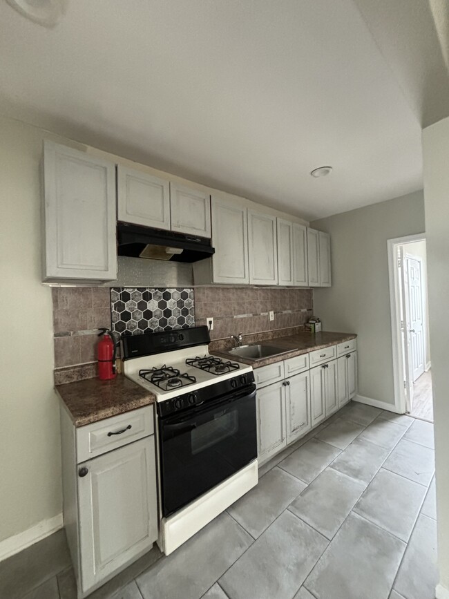 29 Taylor St, Unit 2