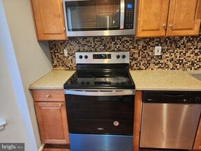 13112 Silver Maple Ct in Bowie, MD - Building Photo - Building Photo