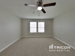 4111 Wayside Stream Ln in Houston, TX - Building Photo - Building Photo