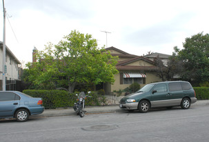 131 Warren Drive Apartments