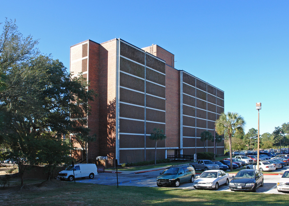 Rogers Hall in Tallahassee, FL - Building Photo