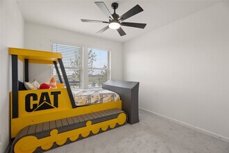 2202 Glenlloyd Ter Rd in League City, TX - Building Photo - Building Photo