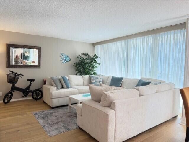 1180 S Ocean Blvd, Unit 0063 in Boca Raton, FL - Foto de edificio - Building Photo