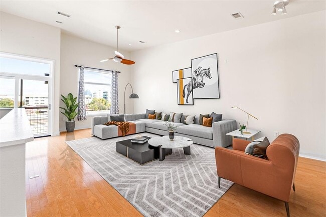 property at 1702 S Lamar Blvd