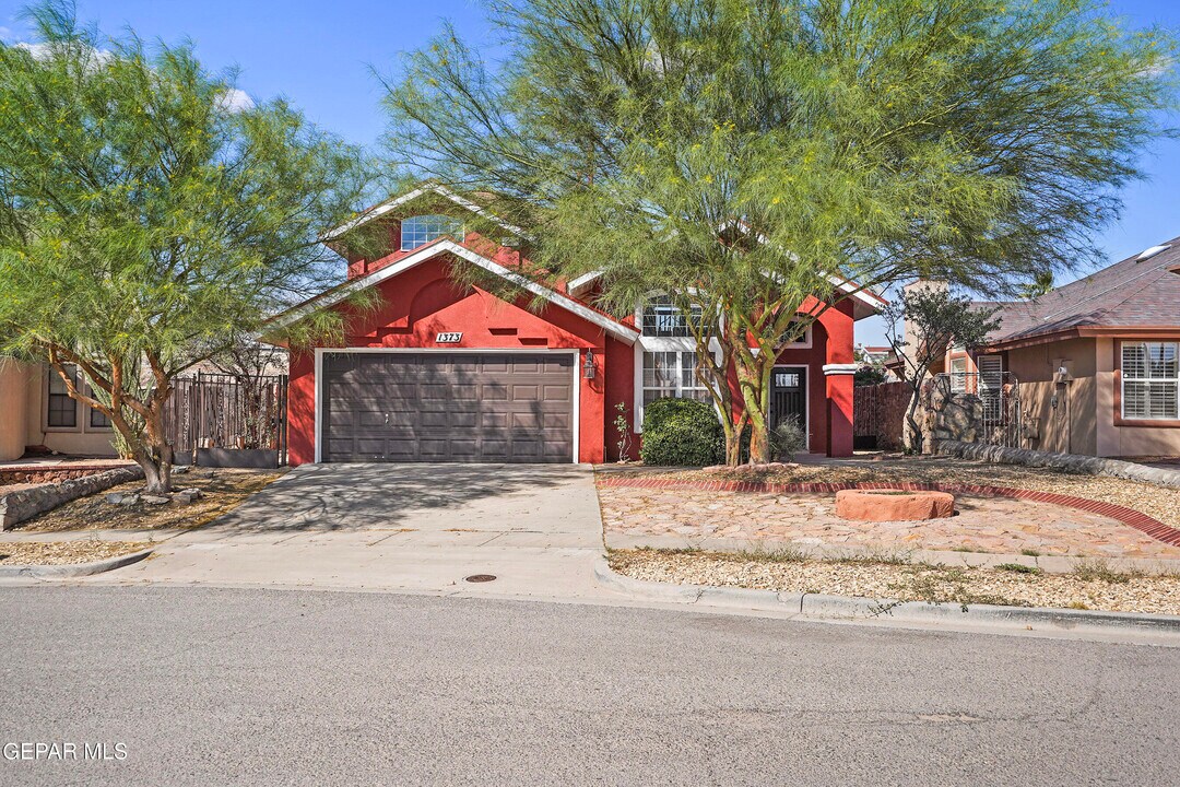 1373 Jim Paul Dr in El Paso, TX - Building Photo