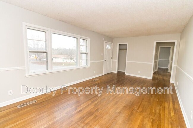 4718 Hal Dr in Chattanooga, TN - Building Photo - Building Photo