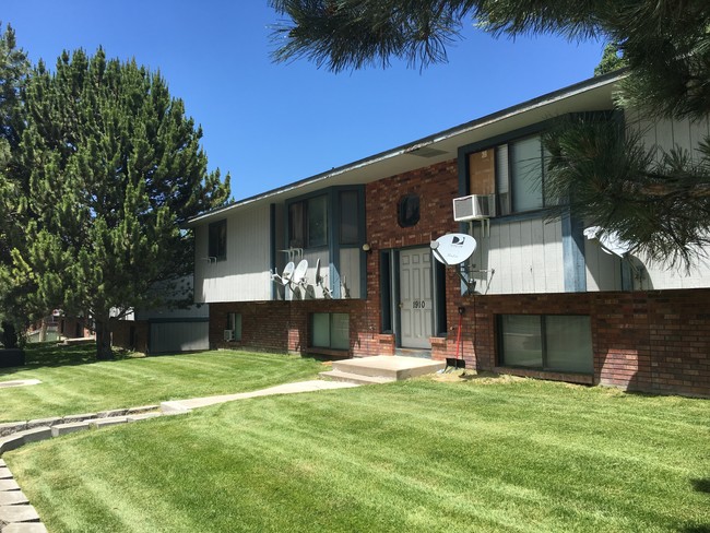 1900-1910 Pocatello Creek Rd Fourplexes