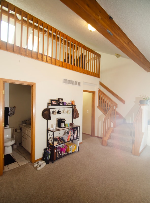property at 2829 Springdale Ln