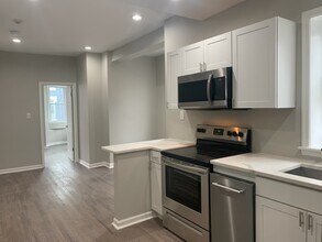 1719 N 25th St, Unit 2 in Philadelphia, PA - Foto de edificio - Building Photo