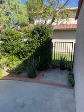 31908 Del Cielo Este, Unit 2D in Bonsall, CA - Foto de edificio - Building Photo