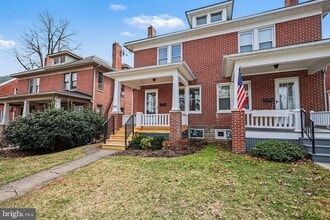 144 Seminary Ave in Gettysburg, PA - Foto de edificio - Building Photo