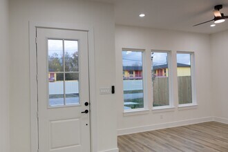 3907 Maggie St in Houston, TX - Building Photo - Building Photo