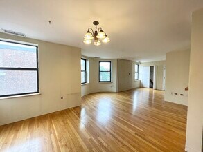 108 Gainsborough St in Boston, MA - Building Photo - Building Photo