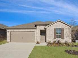 713 Amber Flds Dr in Ponder, TX - Building Photo