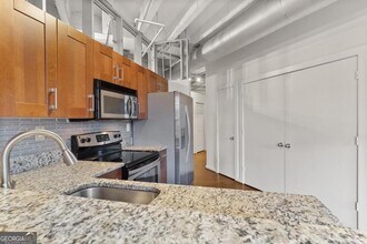 878 Peachtree St NE in Atlanta, GA - Building Photo - Building Photo
