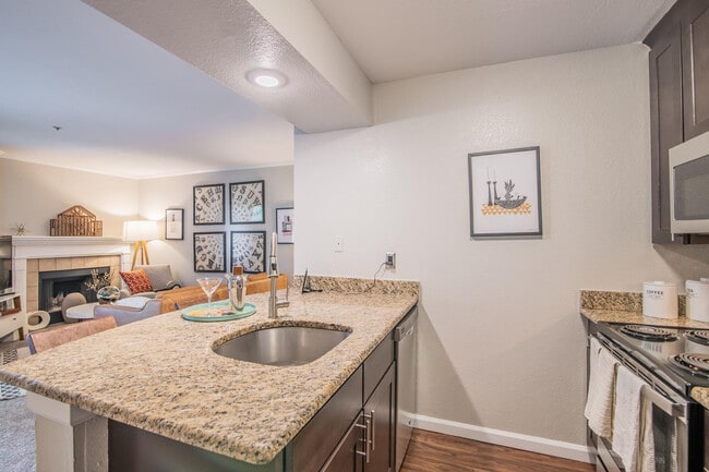 Mountain View Crossing in Wayne, NJ - Building Photo - Building Photo