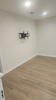 6069 Comey Ave, Unit 6069 in Los Angeles, CA - Building Photo
