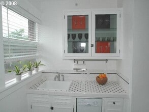 1631 NW Everett St in Portland, OR - Foto de edificio - Building Photo