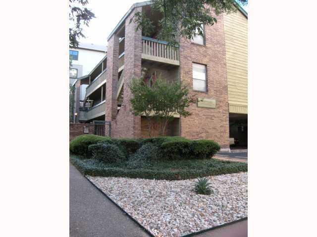 property at 2210 Pearl St
