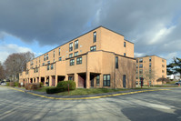 Fairhaven Village in Fairhaven, MA - Foto de edificio - Building Photo