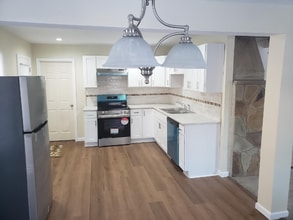 23 Budd Ave in Mt. Olive, NJ - Building Photo - Building Photo