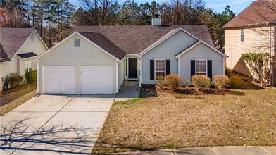 4209 Zephyrhills Dr in Acworth, GA - Foto de edificio - Building Photo