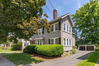 17 Skahan Rd-Unit -1 in Belmont, MA - Building Photo - Building Photo