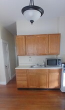 283 Vinton St, Unit A in Melrose, MA - Foto de edificio - Building Photo
