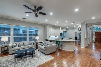 7953 Glade Creek Ct in Dallas, TX - Building Photo - Building Photo