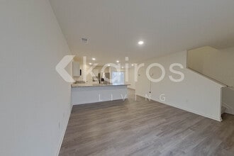 80 Stodmire Ct in Radcliff, KY - Building Photo - Building Photo