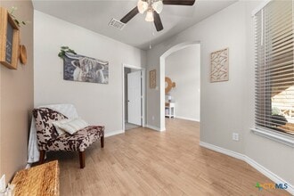 1820 Meadow Crest in Salado, TX - Building Photo - Building Photo