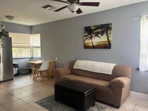 912 Lakeview Rd in Clearwater, FL - Building Photo - Building Photo