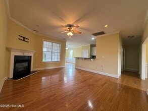 1011 Ginger Lily Way in Leland, NC - Building Photo - Building Photo