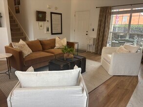 9027 Tarrington Ln in Franklin, TN - Foto de edificio - Building Photo