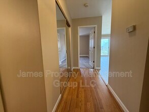 8923 Knight Ave in Des Plaines, IL - Foto de edificio - Building Photo