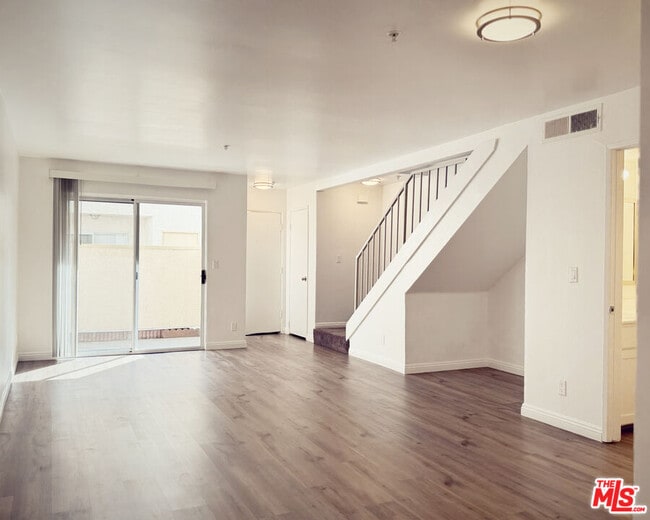 property at 16037 Vanowen St