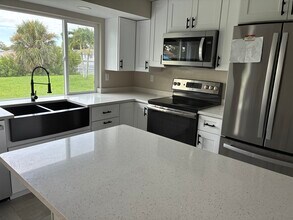 5103 Condado Terrace in Port Charlotte, FL - Building Photo - Building Photo