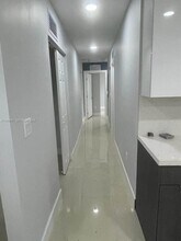 3051 NW 102nd St in Miami, FL - Building Photo - Building Photo