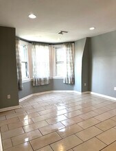4909 Cedar Ave, Unit 3 in Philadelphia, PA - Building Photo - Building Photo