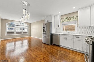 110 16th Ave in Paterson, NJ - Building Photo - Building Photo